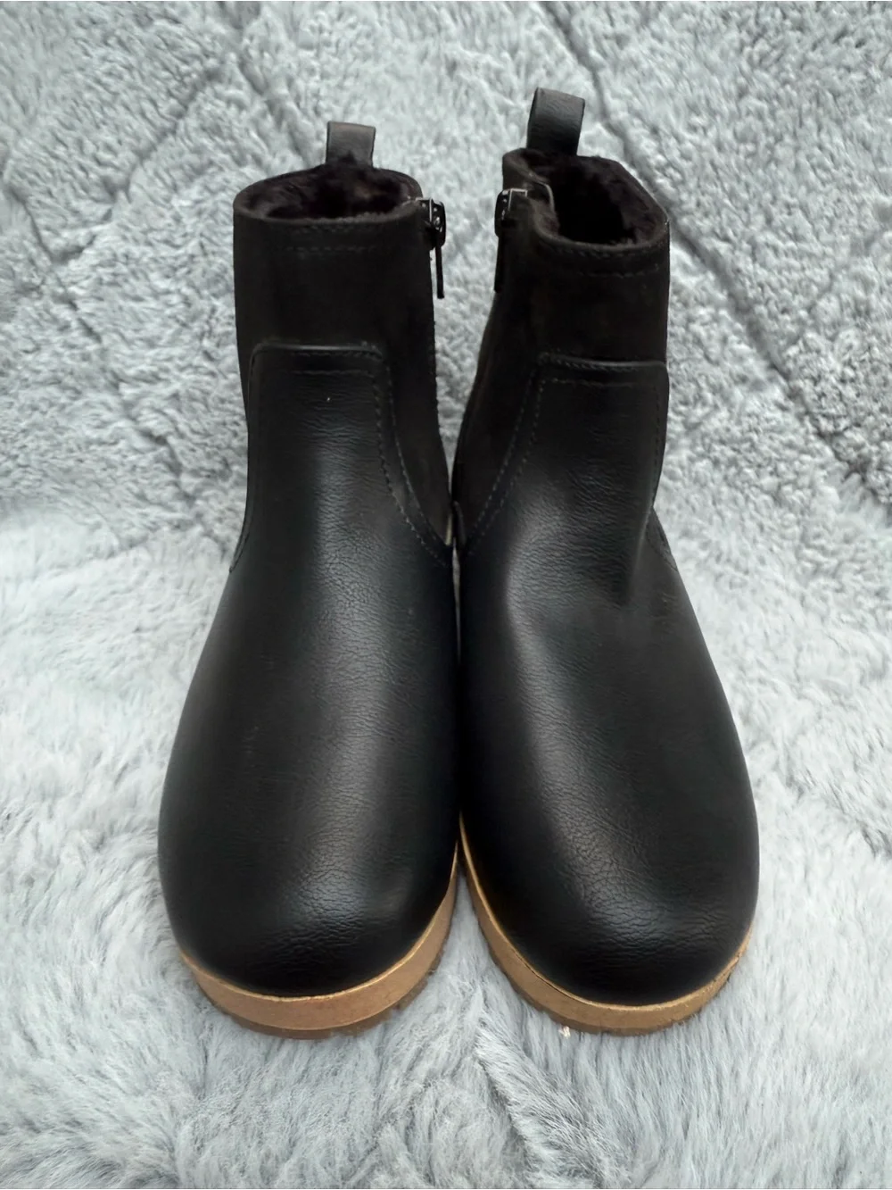 Cat & Jack Kids Black Ankle Boots with Tan Platform Sole Size 1 New